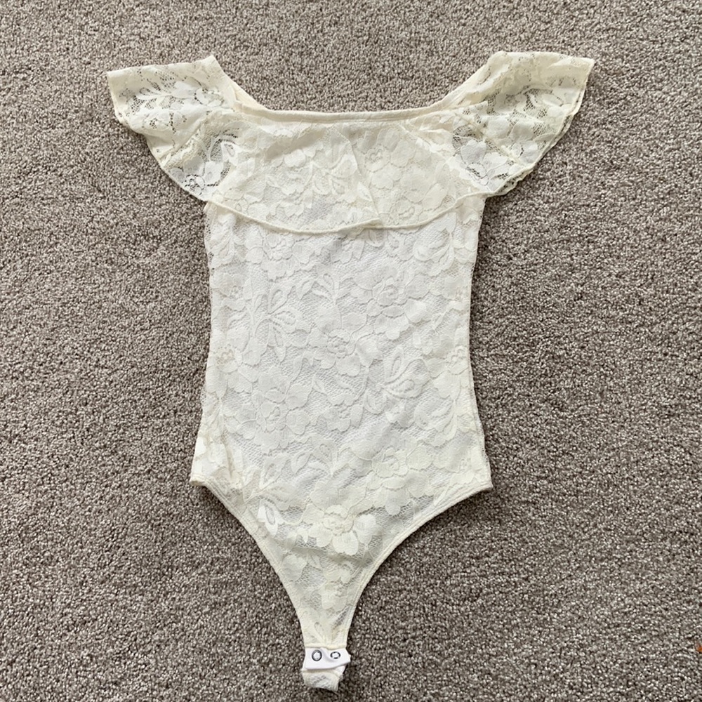 NWOT Express off the shoulder lace bodysuit